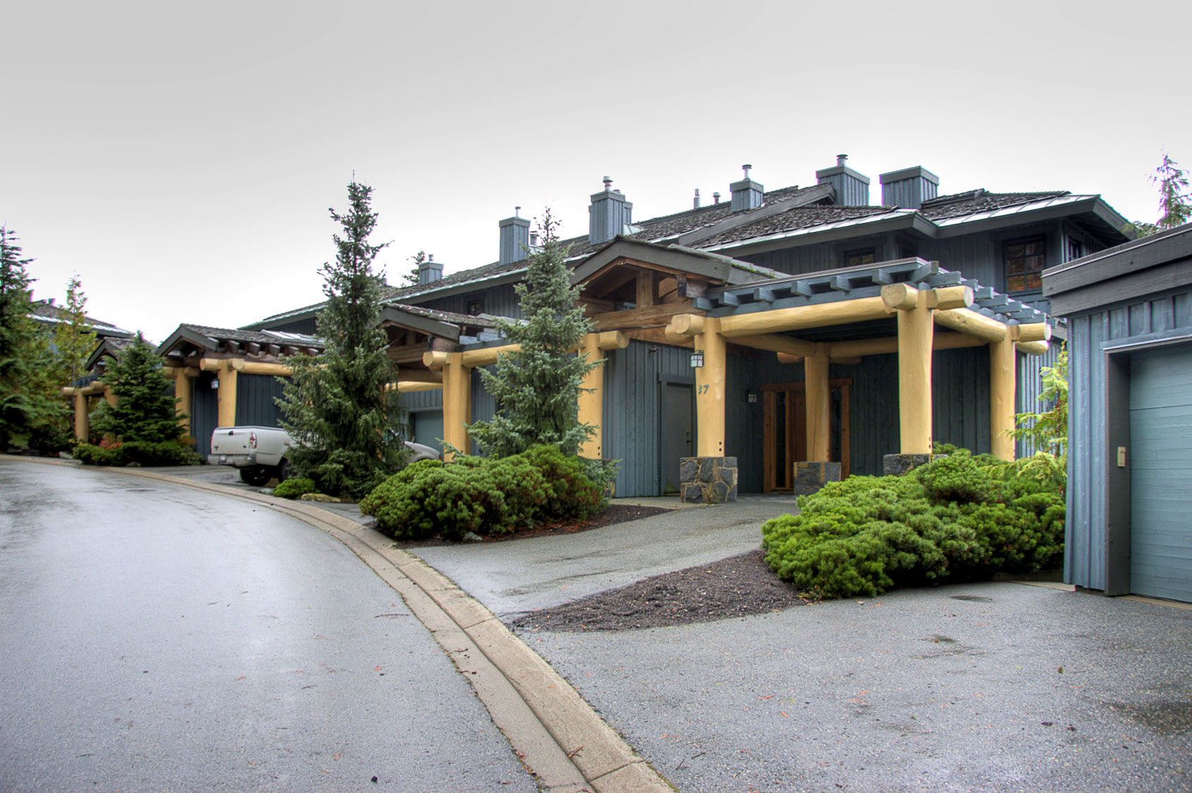 Taluswood townhomes in Nordic, Whistler
