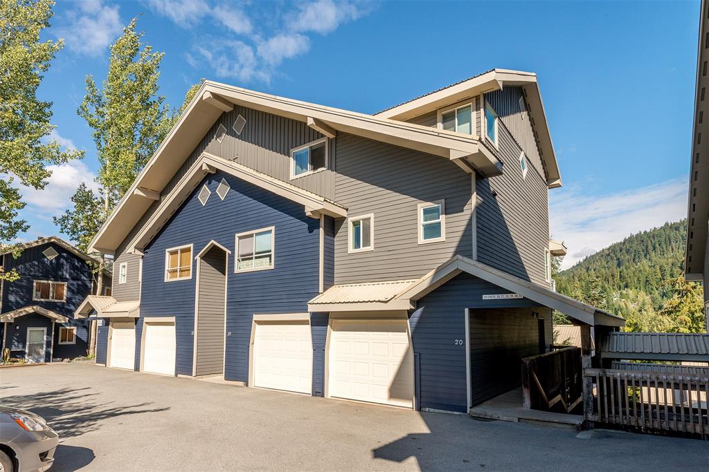Gondola Heights townhomes in Whistler Creekside, Whistler